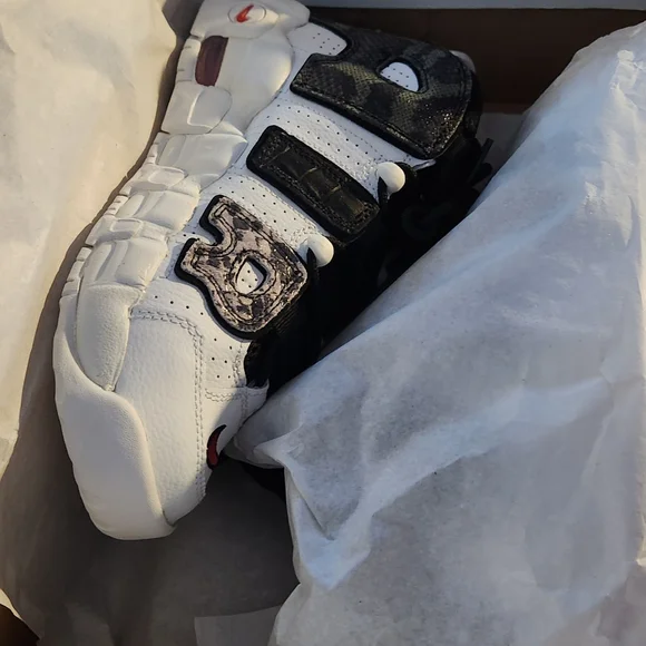 Nike Uptempo - Picture 11 of 12
